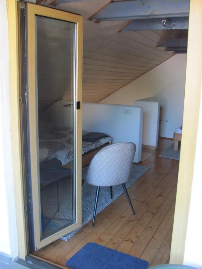 Schlossblick Ferienhaus: Cozy 6-Person Retreat with Castle Views Trunkelsberg Holiday home